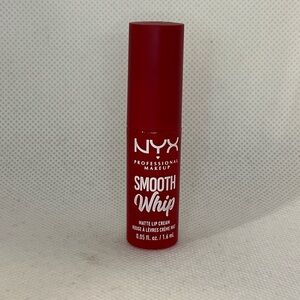 NYX Professional Makeup Smooth Whip Matte Cream Lipstick Cherry Creme Mini Red